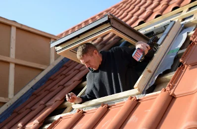 Pose de fenêtres de toit Velux à Massieux